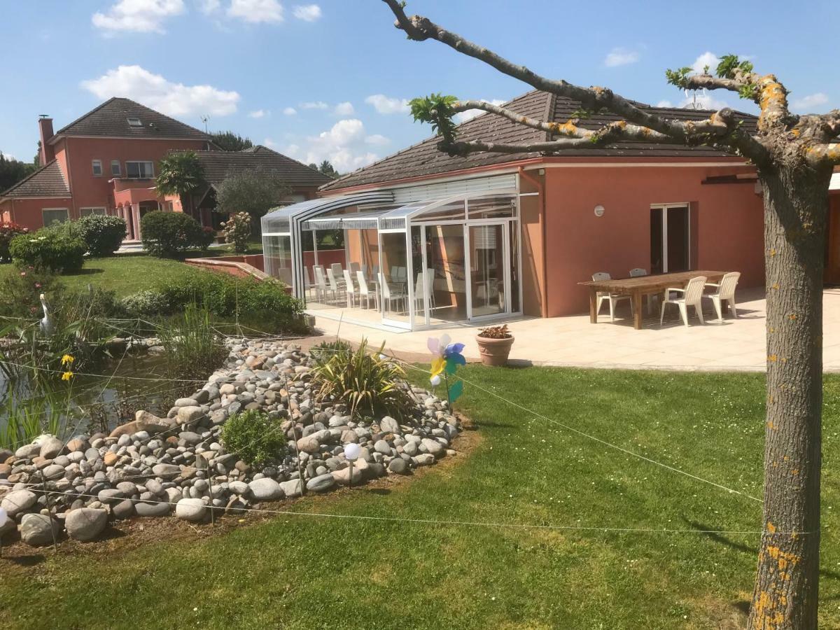 Chambres D'Hotes La Coloniale Varetz Eksteriør billede