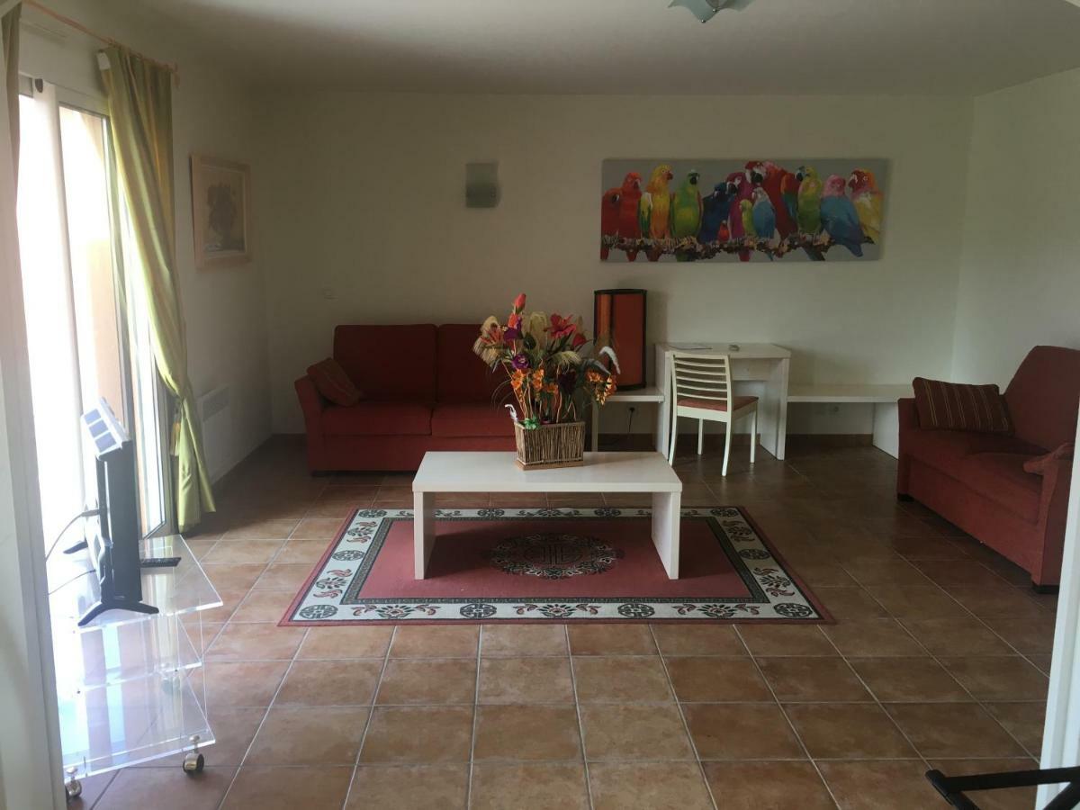 Chambres D'Hotes La Coloniale Varetz Eksteriør billede